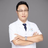 于诗文医生头像