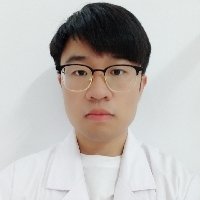 鲁张华医生头像