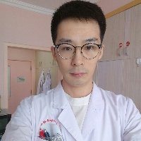 贾龙城医生头像