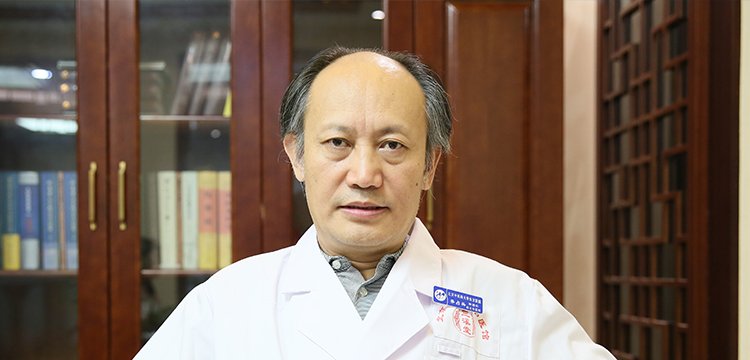 乔占兵医生头像