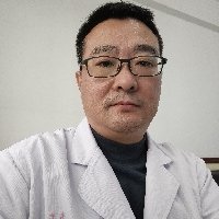 杨陆医生头像