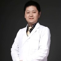 万吉云医生头像