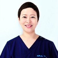 信莉医生头像