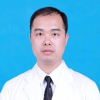覃中华医生头像