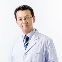 李春医生头像