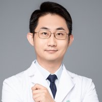 李明哲医生头像