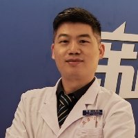 曹柏龙