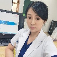 李巍巍医生头像