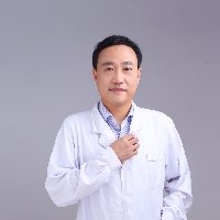 岳振东医生头像