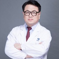 雷鸣医生头像