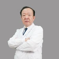 田士英