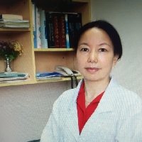 张爱医生头像