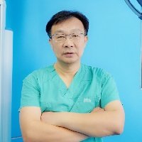 邓洪儒医生头像