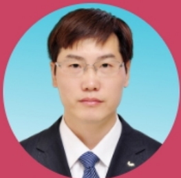 栗威医生头像