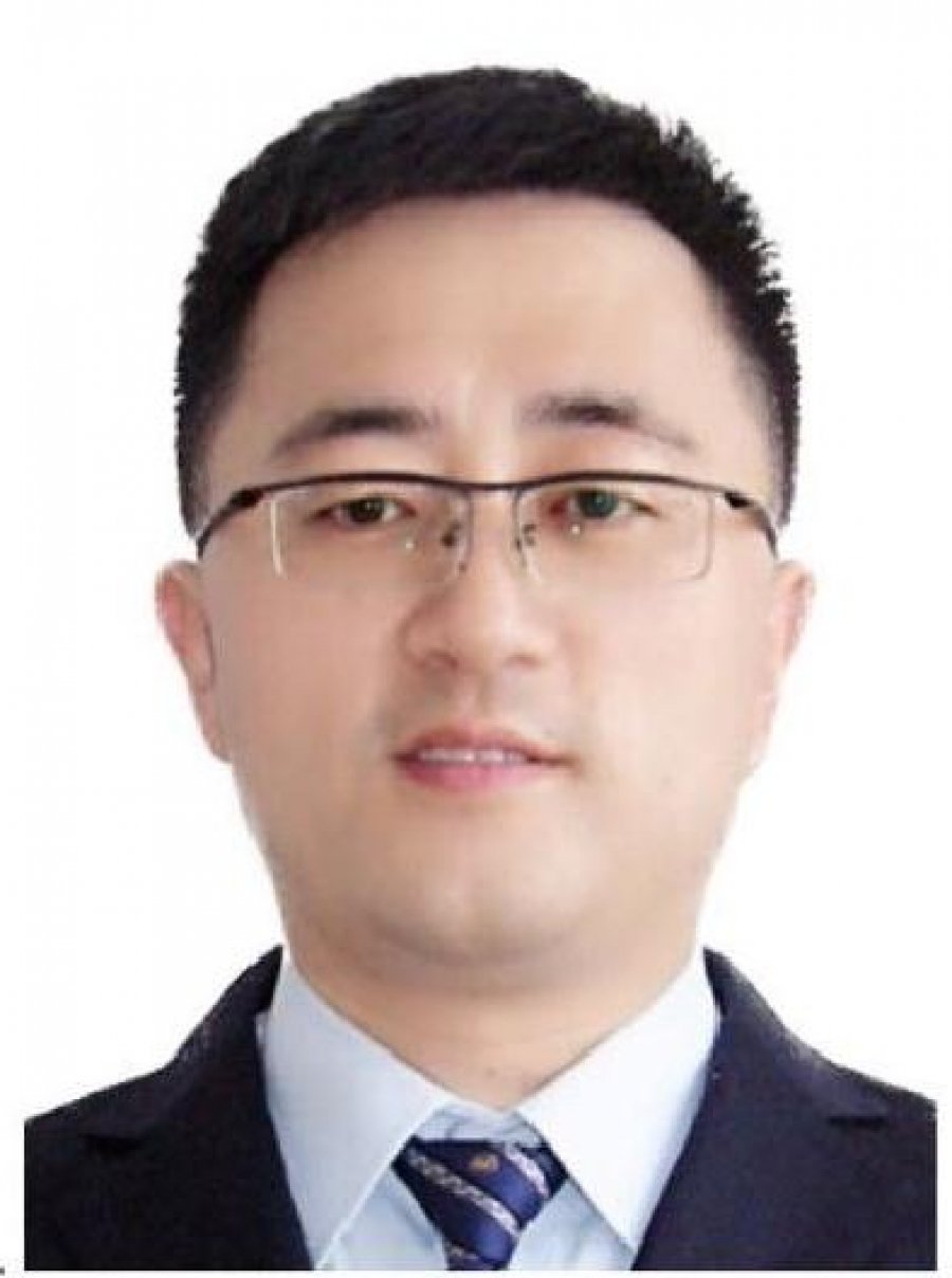 毕本军医生头像