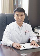 王日新医生头像