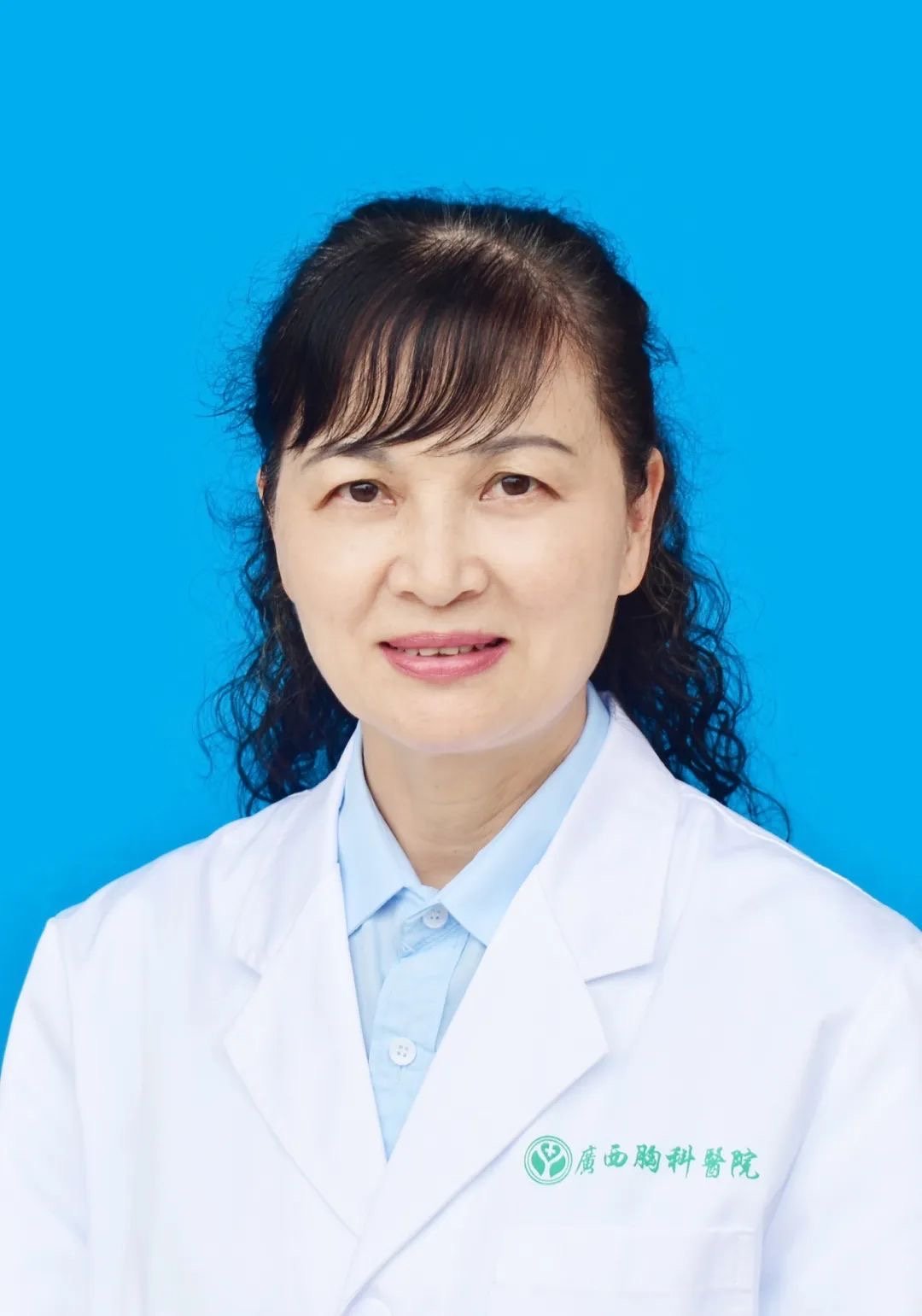 黄葵医生头像