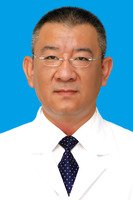何立群医生头像