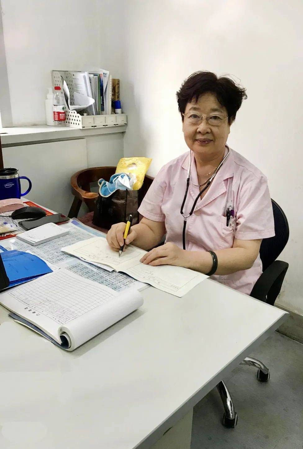 孟丽华医生头像