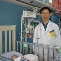 曾健生医生头像