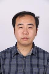 梁栋医生头像