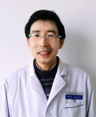 谢伟医生头像