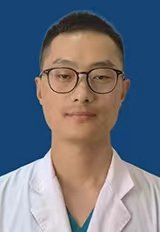 吴章医生头像